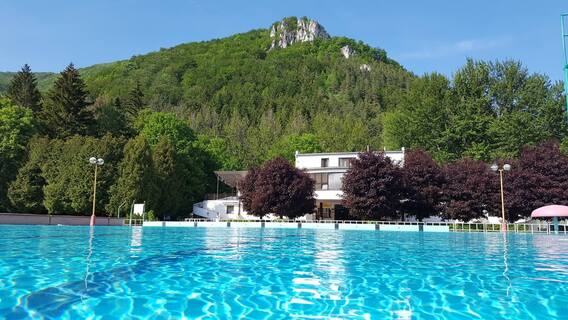 Termálne kúpalisko Laura v Rajeckých Tepliciach