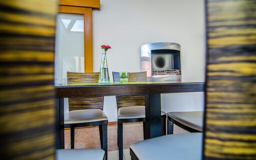 Taste restaurant