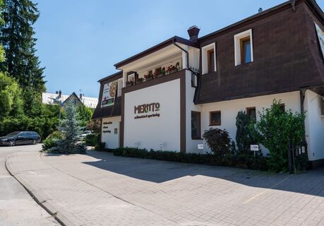 Reštaurácia & Apartmány Meritto