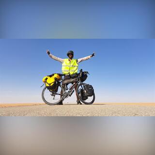 90-tisíc kilometrov na bicykli okolo sveta s Lacom Branickým a Karolom Woltemárom